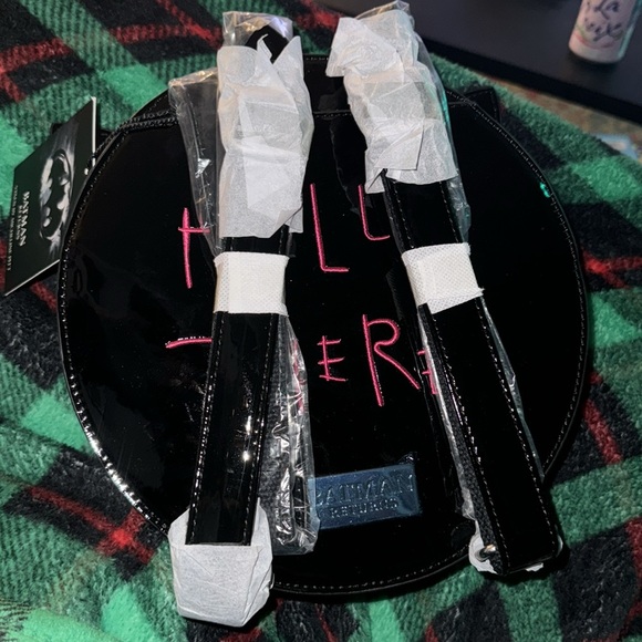 Batman returns new Kitty backpacks - Picture 3 of 4